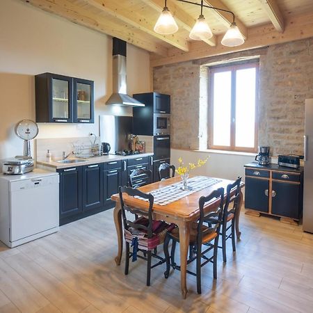 Appartement De Charme Dans Une Maison Isolee Presilly  Dış mekan fotoğraf