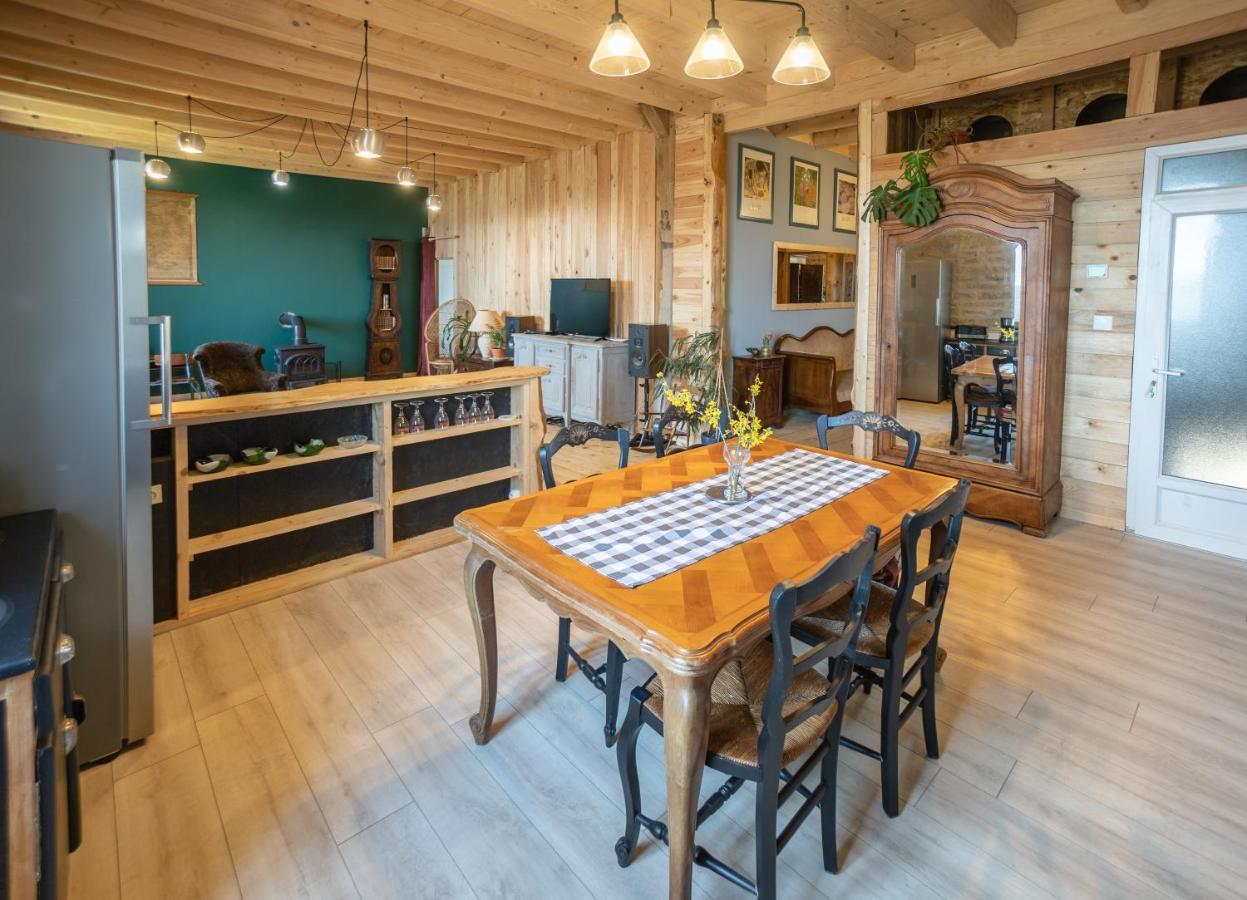 Appartement De Charme Dans Une Maison Isolee Presilly  Dış mekan fotoğraf